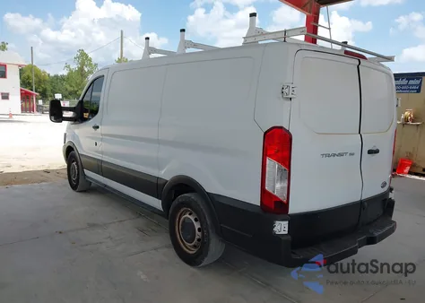 2015 Ford Transit-150 z USA, uszkodzony, nr VIN 1FTNE1ZM8FKA30413